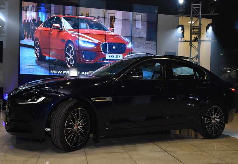 Jaguar Land Rover avtomobillərinin sınaq Yürüşləri keçirildi və yeni Jaguar Xe modeli təqdim olundu