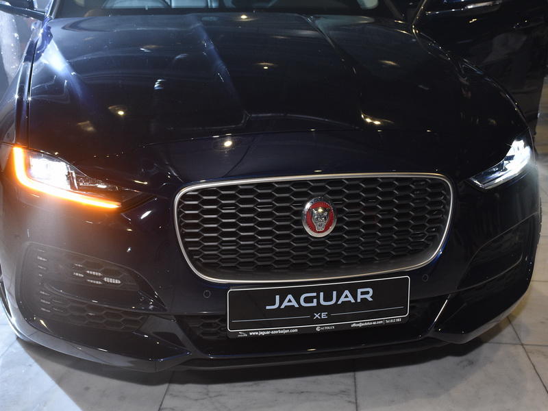 Jaguar Land Rover avtomobillərinin sınaq Yürüşləri keçirildi və yeni Jaguar Xe modeli təqdim olundu