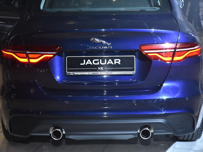 Jaguar Land Rover avtomobillərinin sınaq Yürüşləri keçirildi və yeni Jaguar Xe modeli təqdim olundu