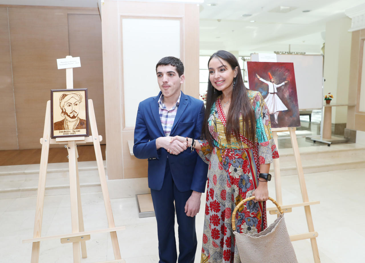 Вице-президент Фонда Гейдара Алиева Лейла Алиева приняла участие в презентации антрепризы "Насими"