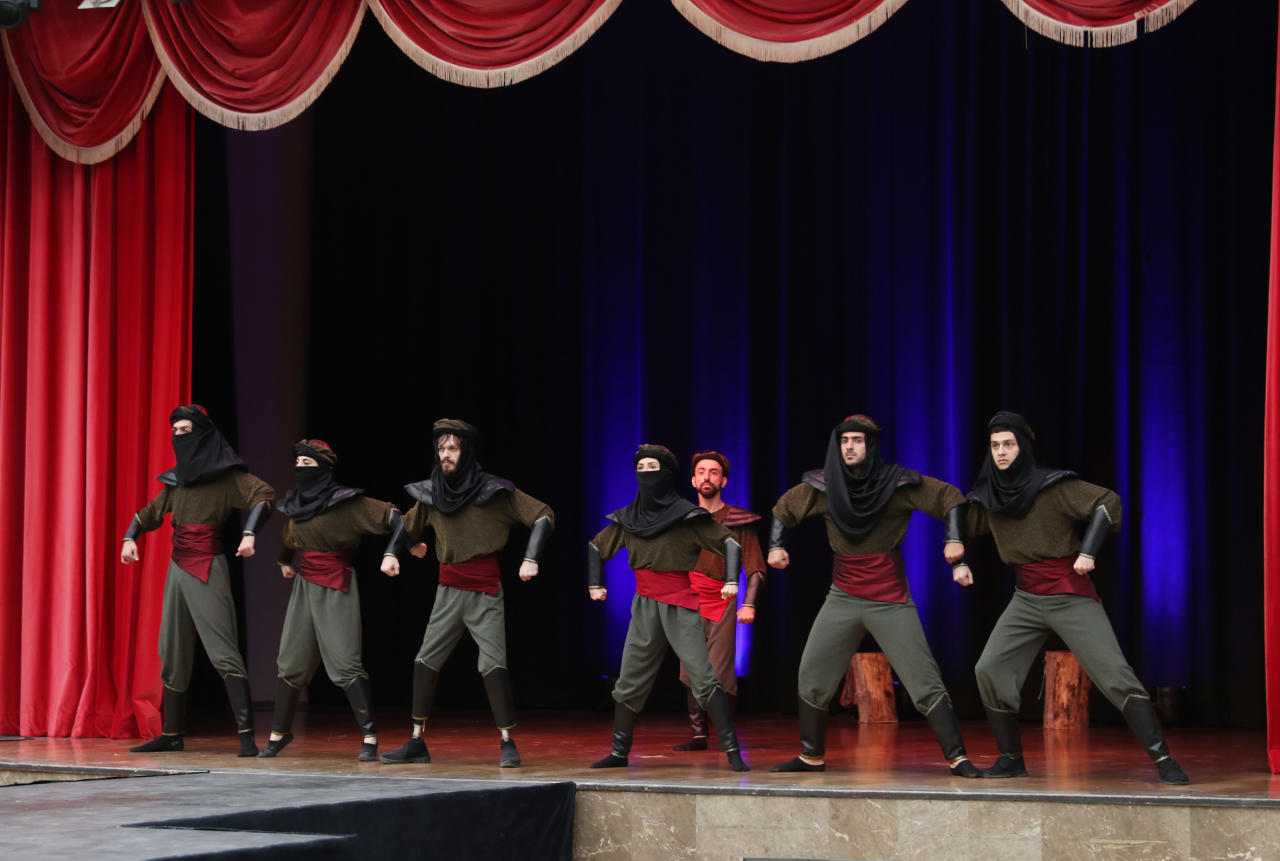 Вице-президент Фонда Гейдара Алиева Лейла Алиева приняла участие в презентации антрепризы "Насими"