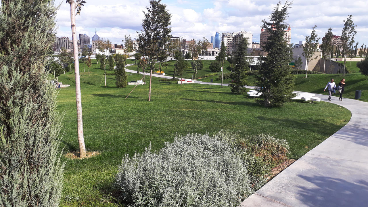 Центральный парк Баку - Великолепное место для отдыха от городской суеты