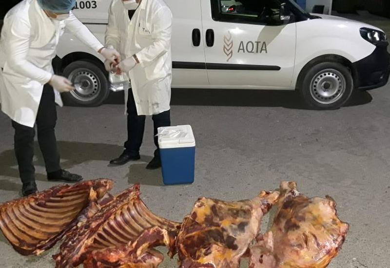 В Баку выявили крупную партию опасного мяса
