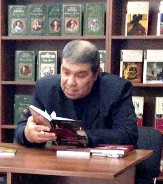 В Баку прошла презентация книги ветерана Карабахской войны