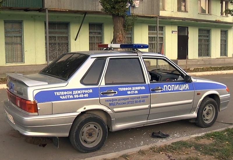 В Дагестане вооруженный топором мужчина в маске клоуна ворвался в школу