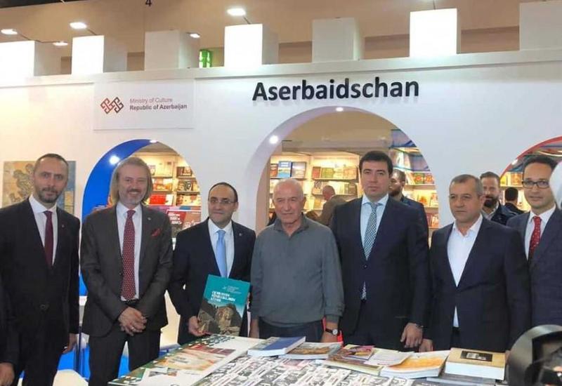 Азербайджан представлен на Международной книжной выставке во Франкфурте-на-Майне