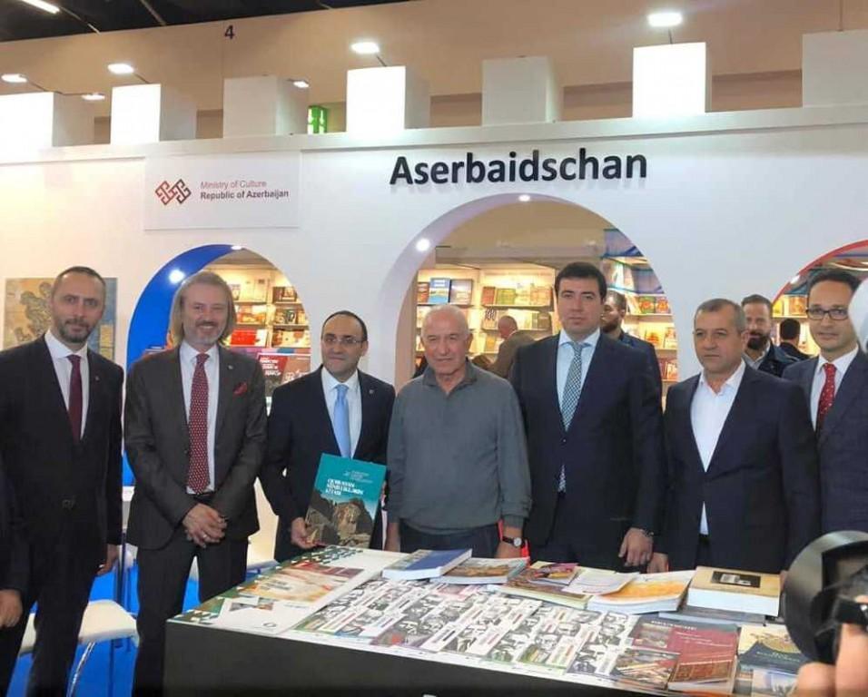 Азербайджан представлен на Международной книжной выставке во Франкфурте-на-Майне