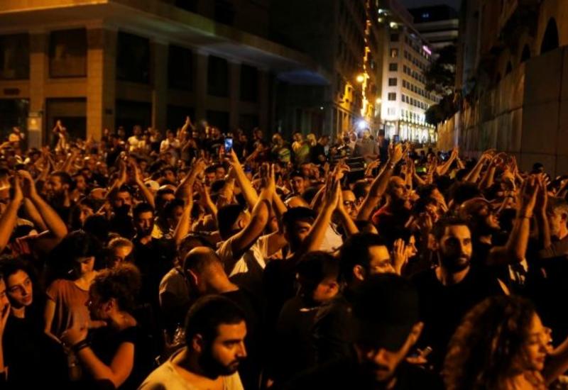 В Бейруте проходят массовые акции протеста