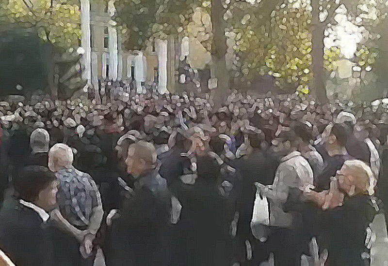 Kin, xəyanət və məkr: Bakının mərkəzində yad ssenarili iflas