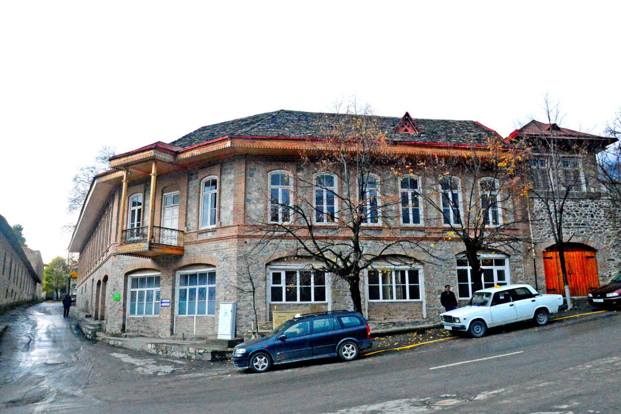 Золотая осень в Шеки - древнем городе ремесленников и мастеров