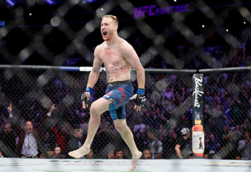 Американский боец UFC назвал Макгрегора трусом и бросил ему вызов