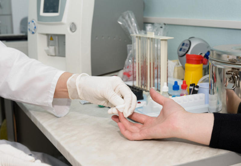 Почему кровь для анализов берут из безымянного пальца