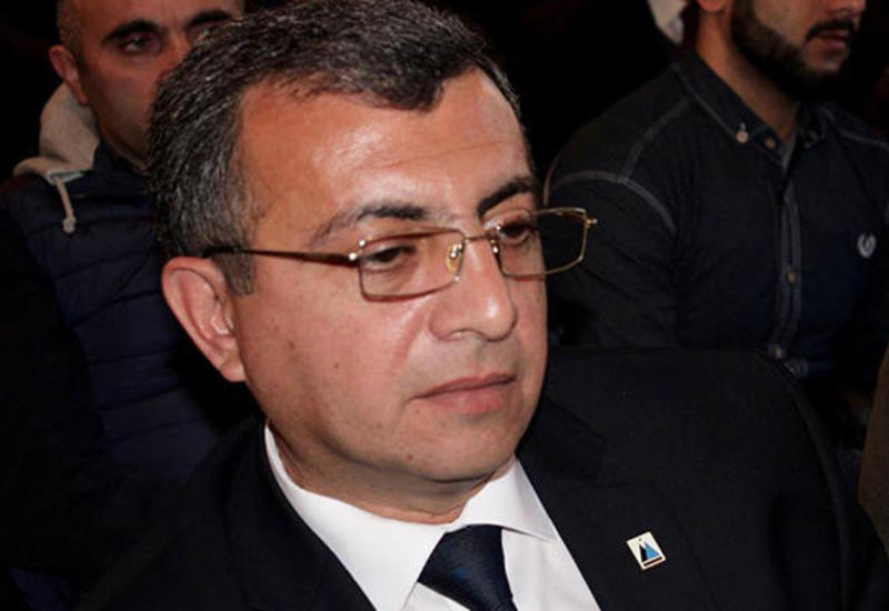 Функционер "Мусавата" осудил авторитарное решение председателя партии "Реал"