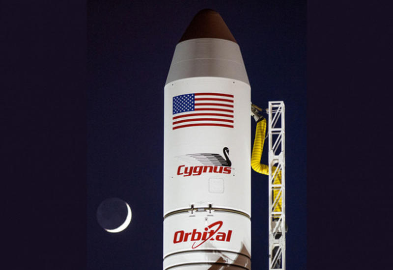 Экипаж МКС начал стыковку с грузовым кораблем Cygnus