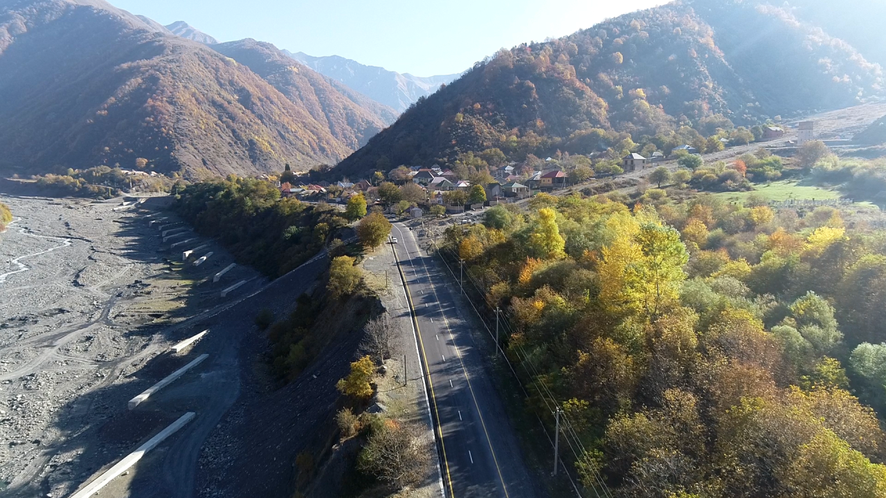 Так выглядит дорога Гах-Илису после ремонта