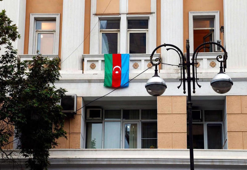 В Азербайджане проходит акция, посвященная государственному флагу