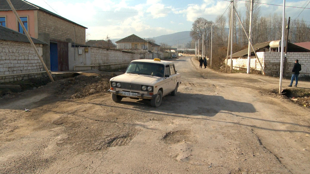 В Азербайджане отремонтирована одна из региональных автодорог
