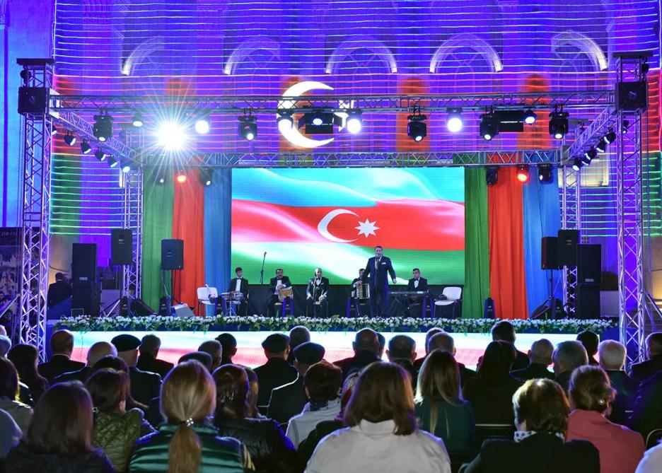 Праздничный концерт в Сумгайыте завершился фейерверком