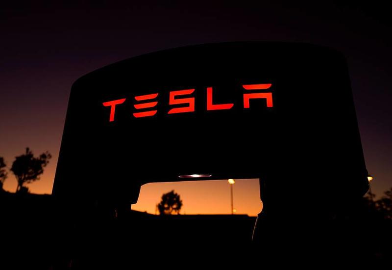 Названа цена новой модели автомобиля Tesla