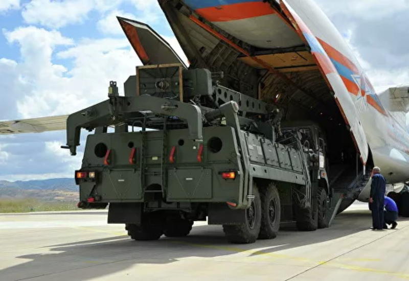 США пригрозили Турции санкциями за покупку С-400