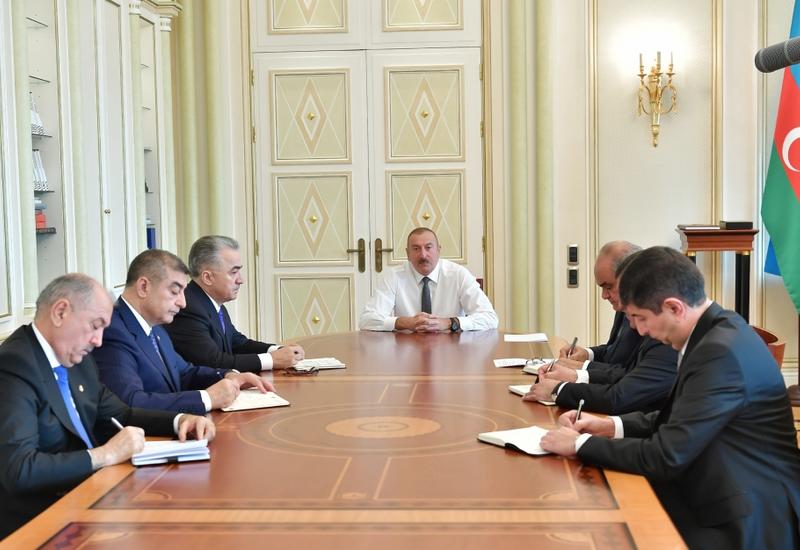 Президент Ильхам Алиев принял новых глав ИВ Ширвана, Зардаба, а также Сураханского, Ясамальского и Хатаинского районов Баку