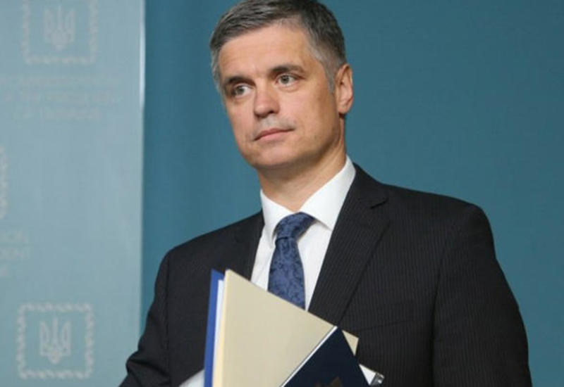 Глава МИД Украины посетит Азербайджан
