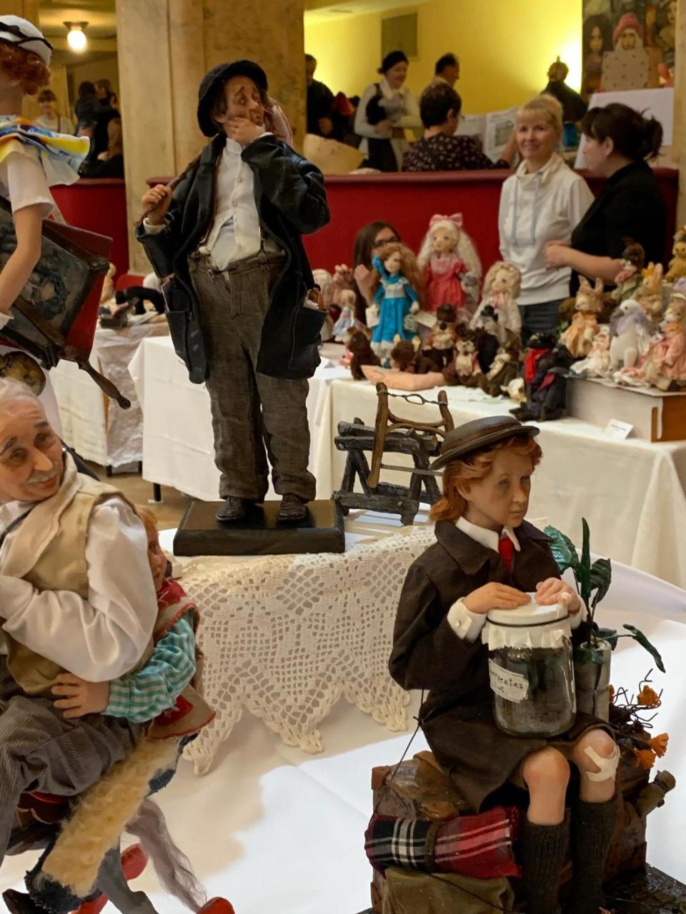 Куклы Фарах Алиевой представлены на Международной выставке Prague Doll 2019