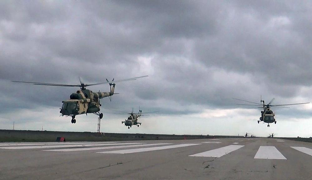 Азербайджанская армия начинает оперативные учения