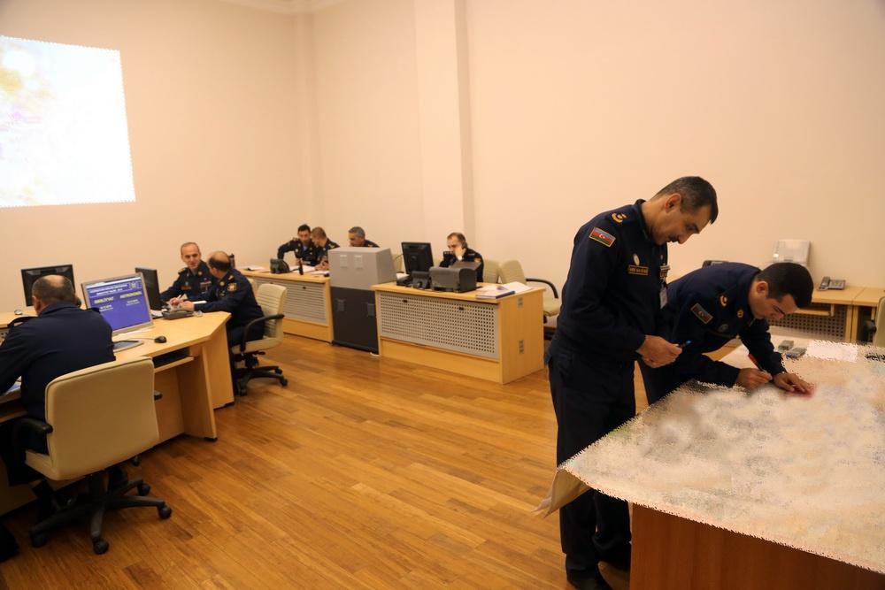 ВВС Азербайджана выполняют боевые задачи в рамках крупномасштабных учений