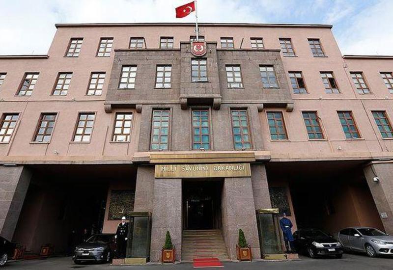 Türkiyə Milli Müdafiə Nazirliyi Azərbaycan xalqını təbrik edib