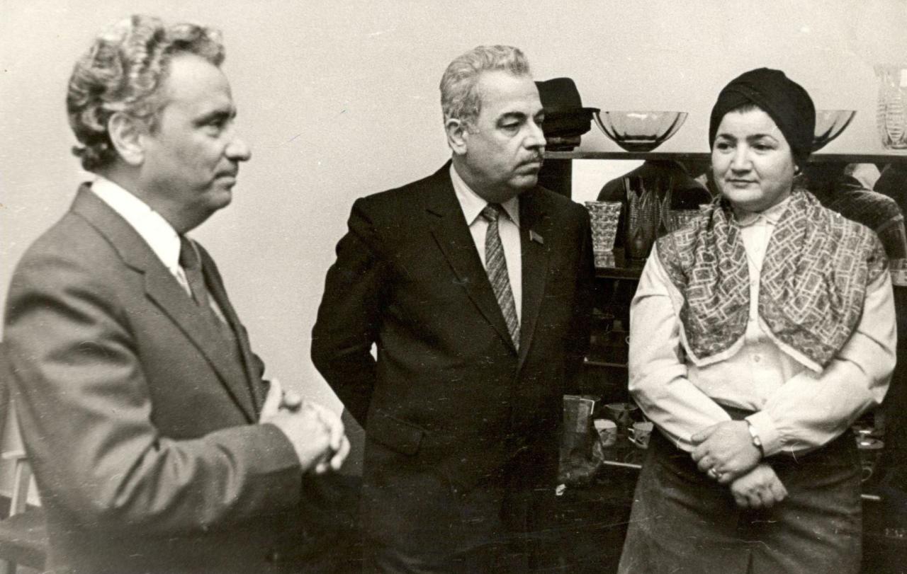 К 90-летию со дня рождения Акрама Мамед-Эмин оглу Шекинского