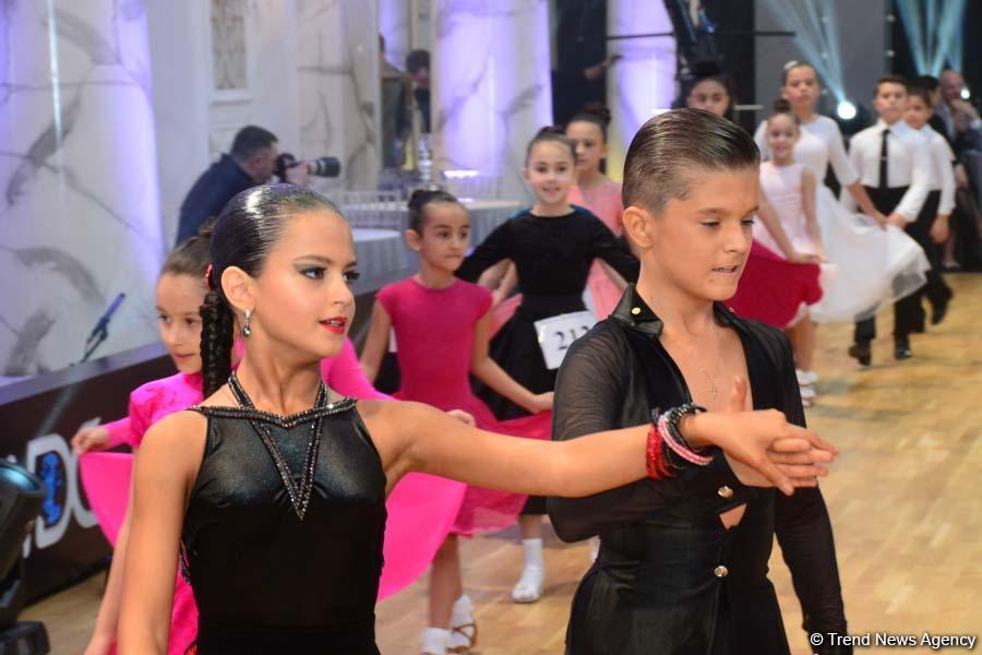 В Баку проходит "Вечер "Танцующих бриллиантов""