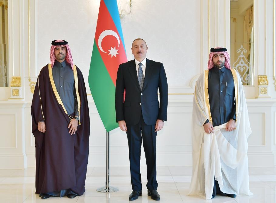 Президент Ильхам Алиев принял верительные грамоты новоназначенного посла Катара