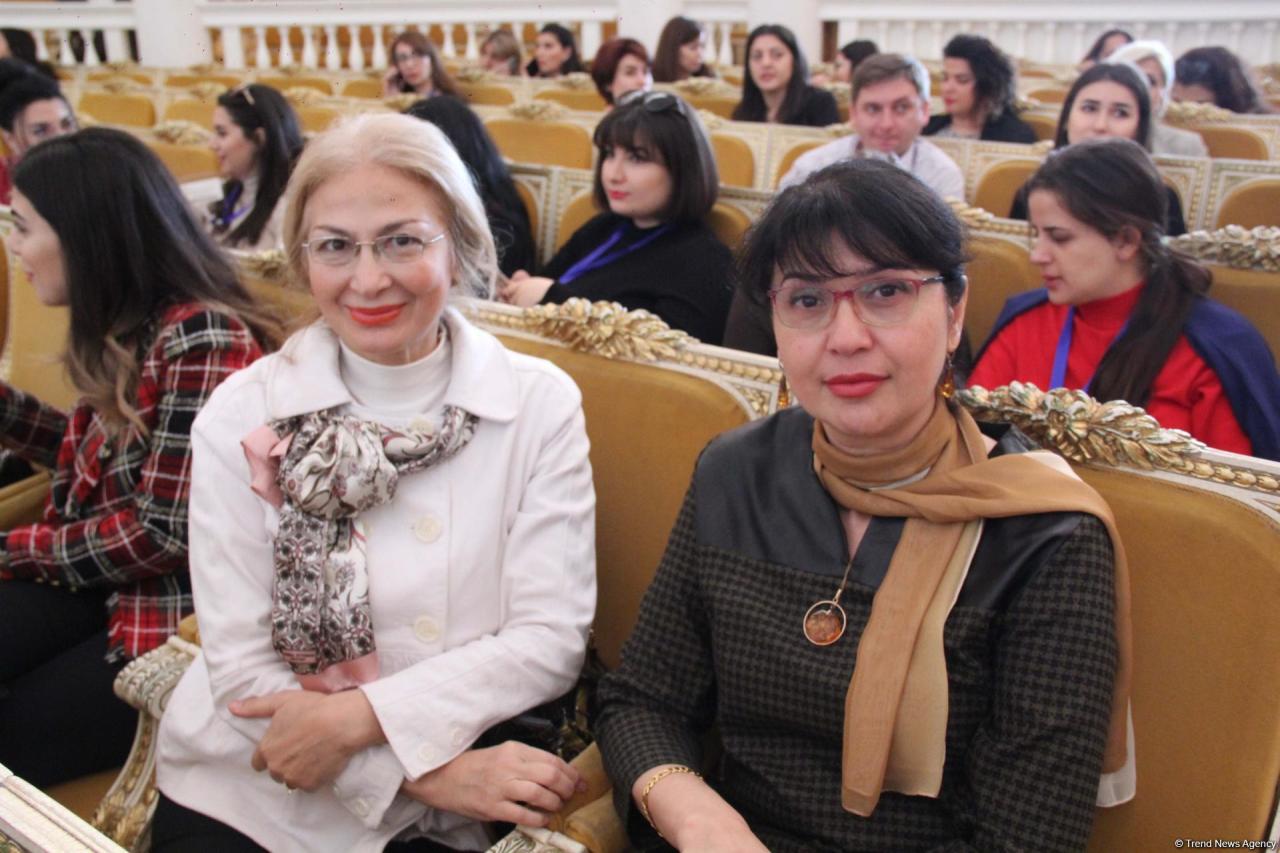 В Баку открылся второй Международный женский форум предпринимателей