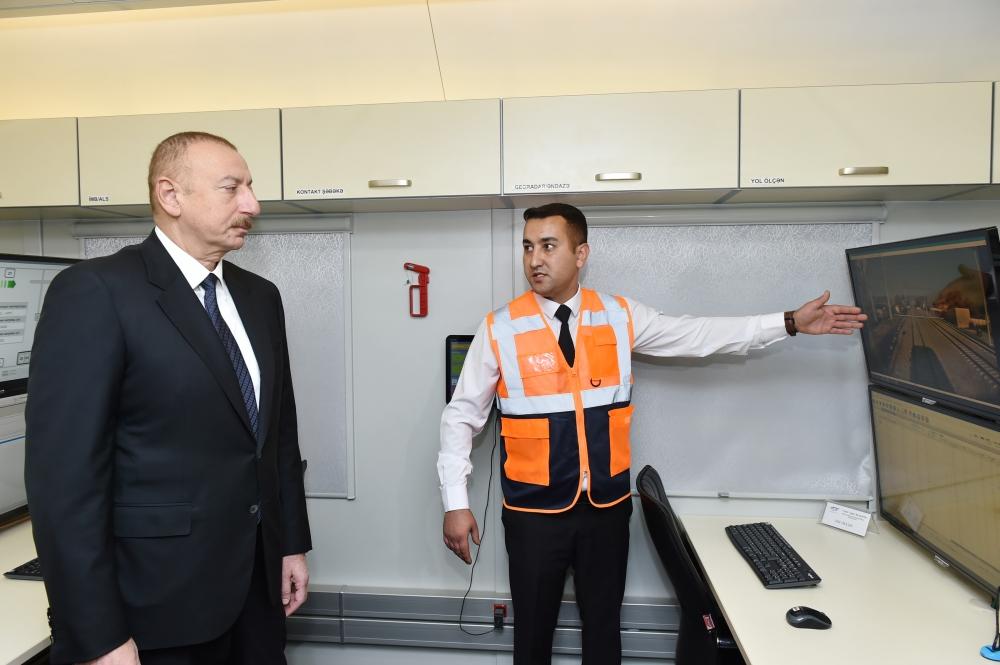Президент Ильхам Алиев принял участие в открытии после реконструкции линии Сабунчи-Пиршаги Бакинской кольцевой железной дороги