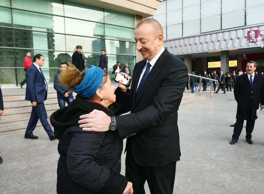 Президент Ильхам Алиев принял участие в открытии после реконструкции линии Сабунчи-Пиршаги Бакинской кольцевой железной дороги
