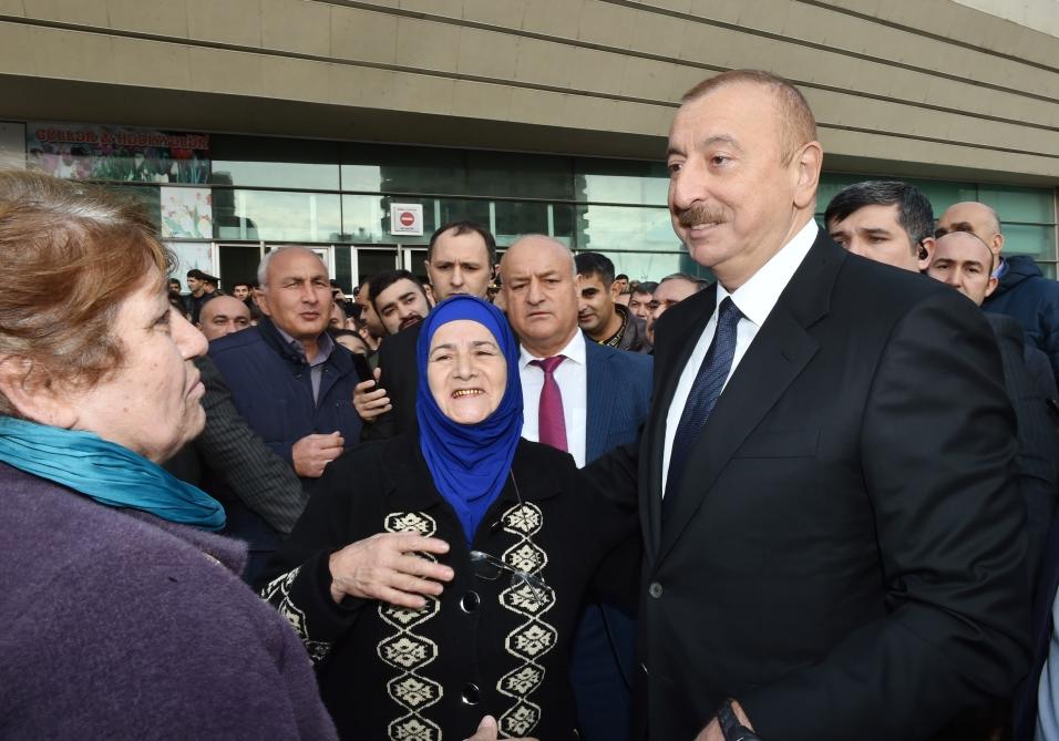 Президент Ильхам Алиев принял участие в открытии после реконструкции линии Сабунчи-Пиршаги Бакинской кольцевой железной дороги