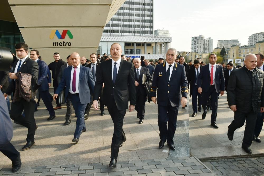 Президент Ильхам Алиев принял участие в открытии после реконструкции линии Сабунчи-Пиршаги Бакинской кольцевой железной дороги