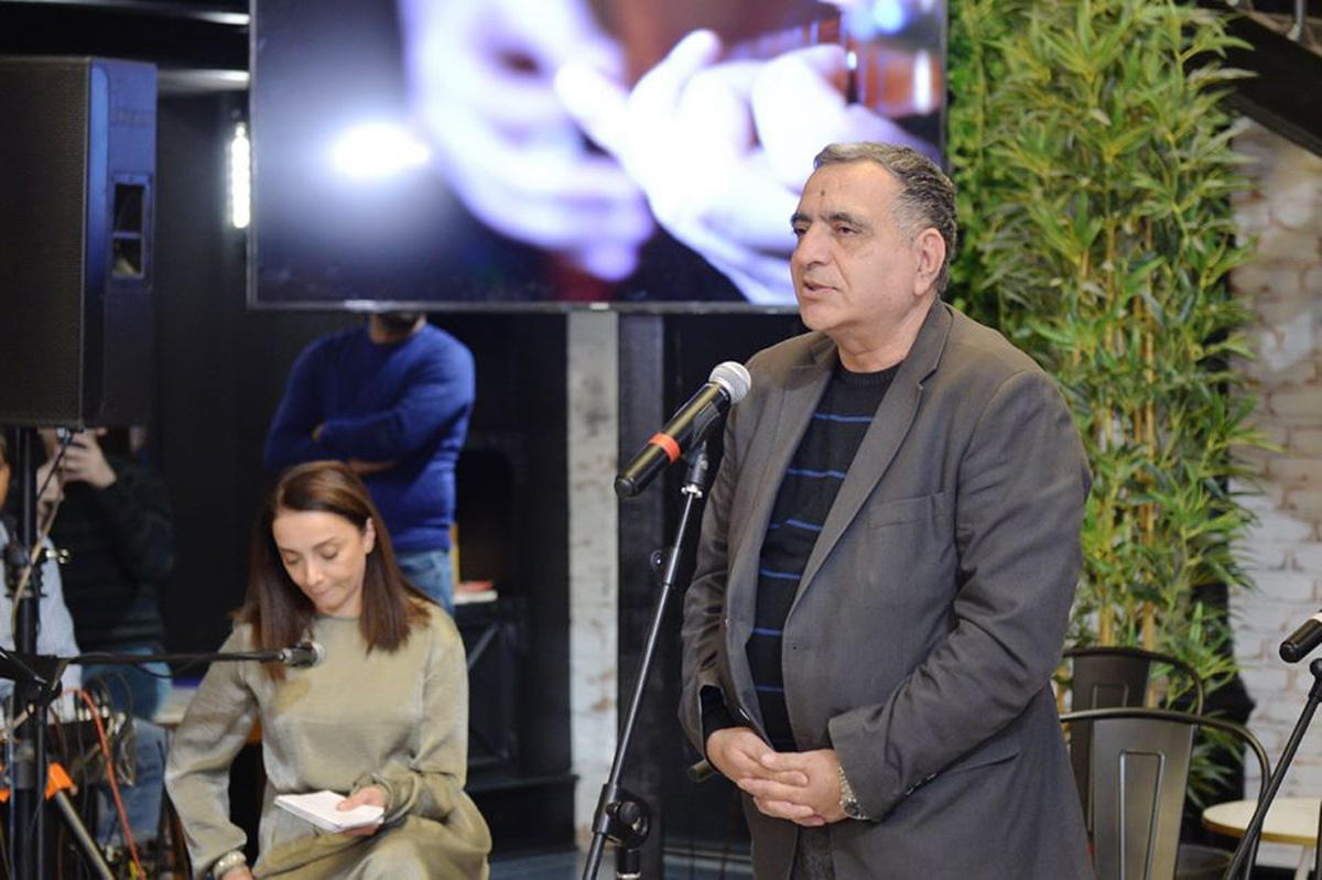 В Бакинском книжном центре прошел музыкально-поэтический вечер "Sığmazam"