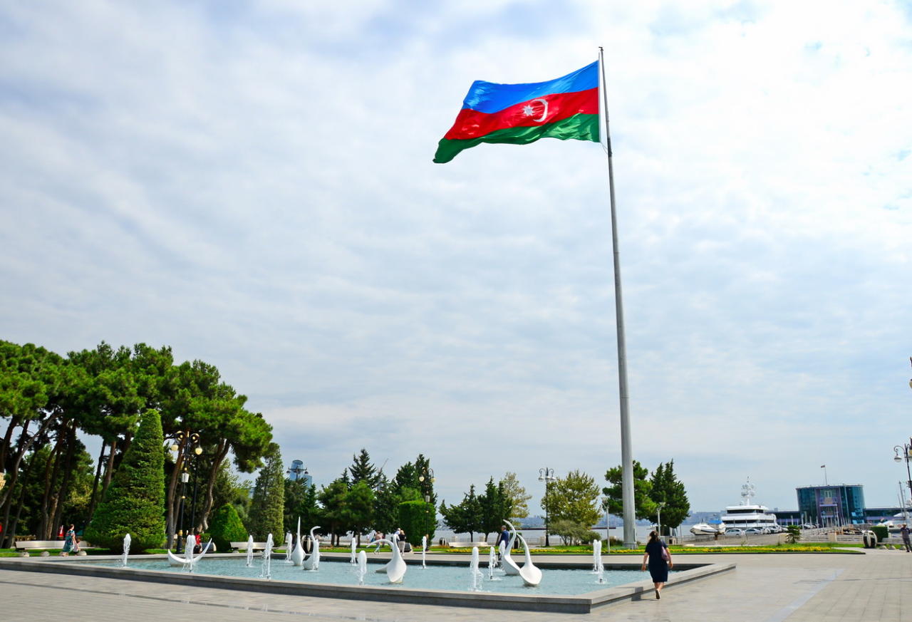 Неповторимые краски Бакинского бульвара, которыми не устаешь восхищаться