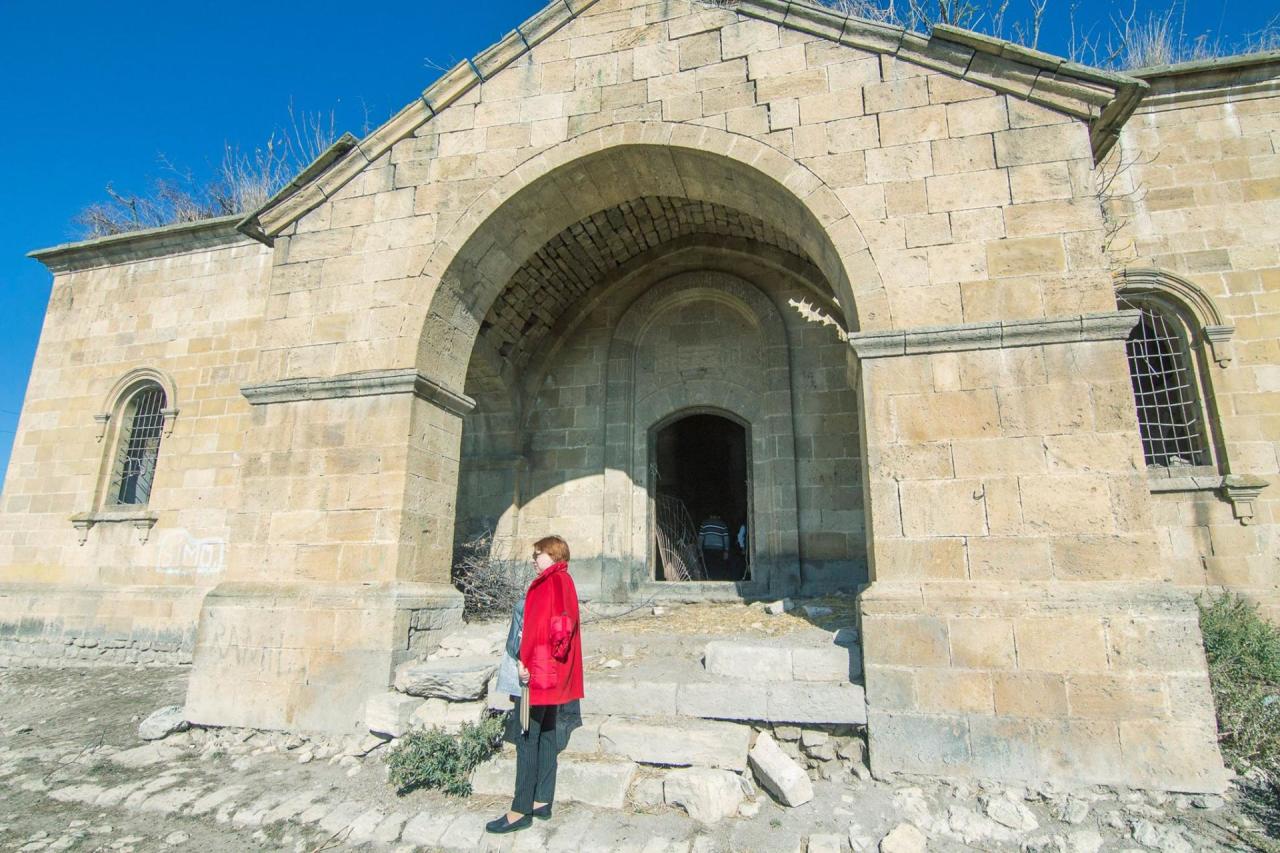 В Азербайджане накажут вандалов, осквернивших церковь в Шамахы