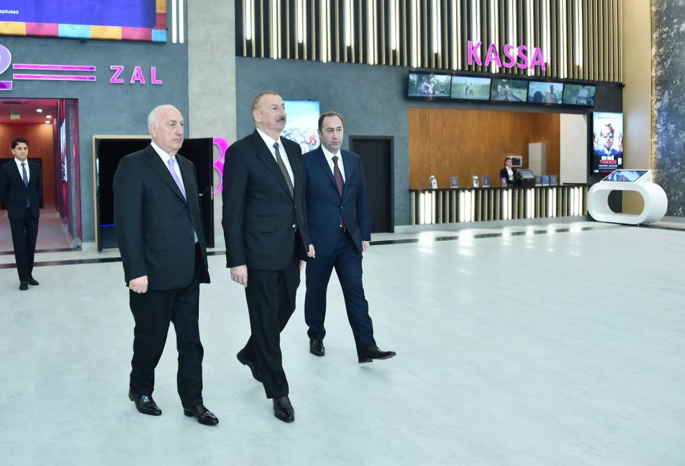 Президент Ильхам Алиев принял участие в открытии нового здания кинотеатра "Низами" в Сумгайыте