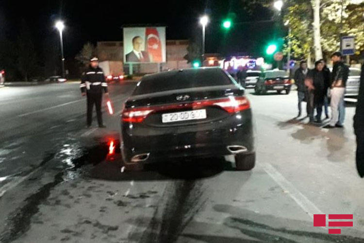Тяжелое ДТП в Гяндже: Mercedes разорвало на части
