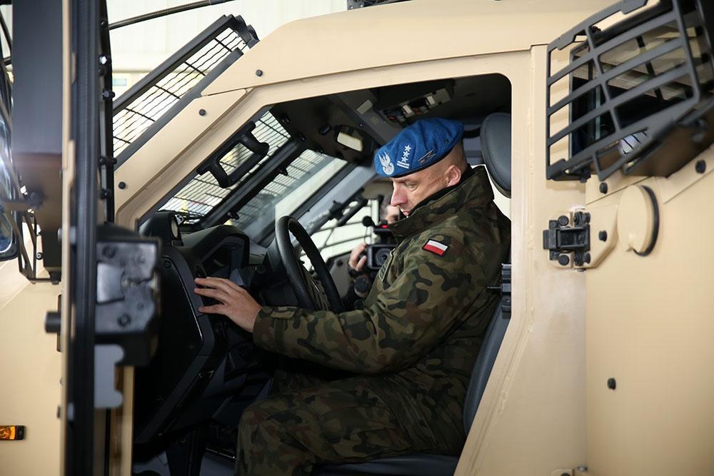 Азербайджан и Польша обсудили военное сотрудничество