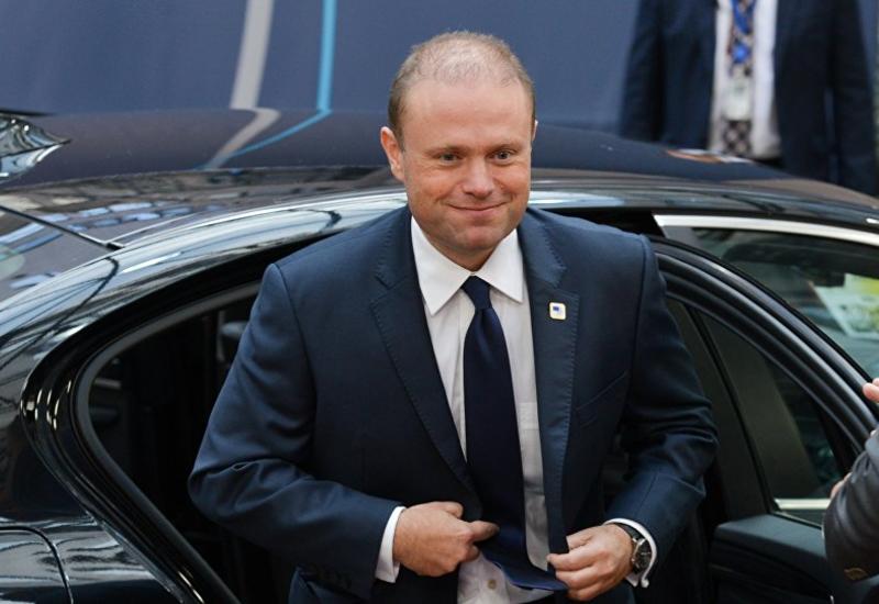 Премьер Мальты уходит в отставку