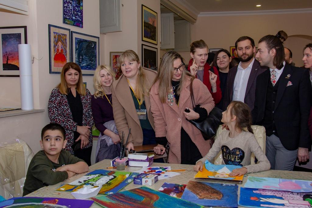 В Баку прошел Международный семинар «Искусство без границ»
