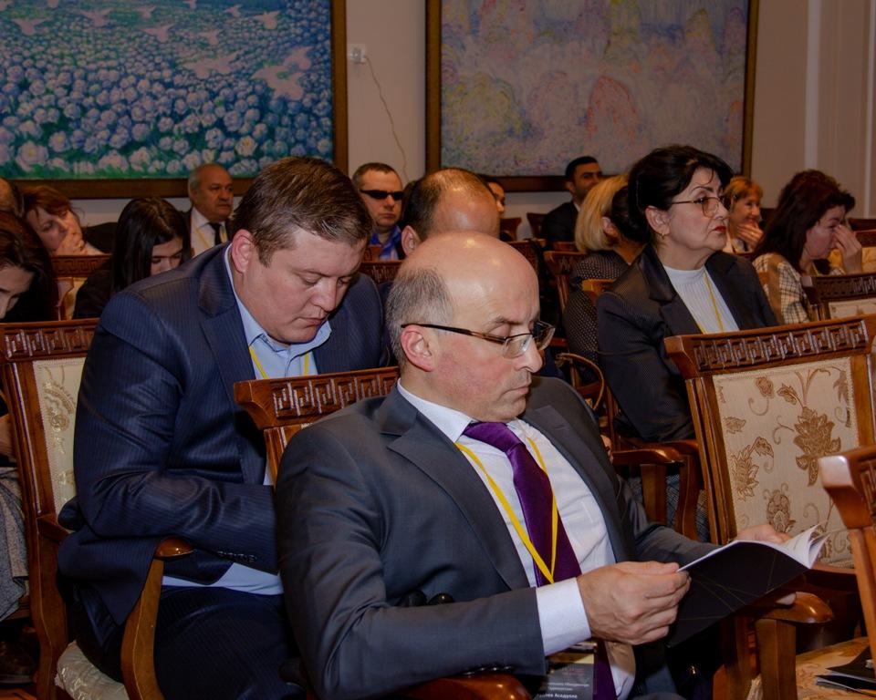 В Баку прошел Международный семинар «Искусство без границ»