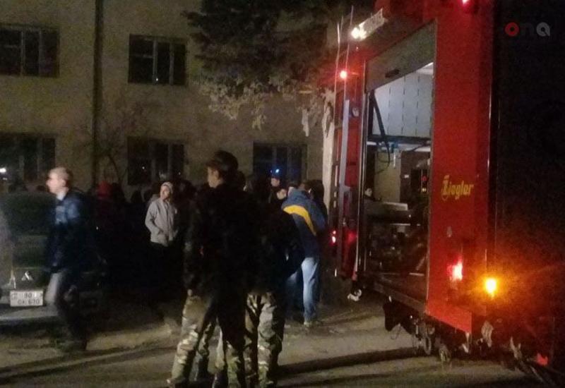 В Баку обрушился дом