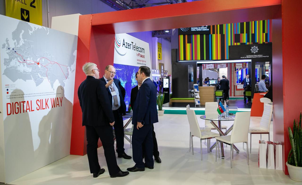 AzerTelecom представляет программу Azerbaijan Digital Hub на выставке Bakutel