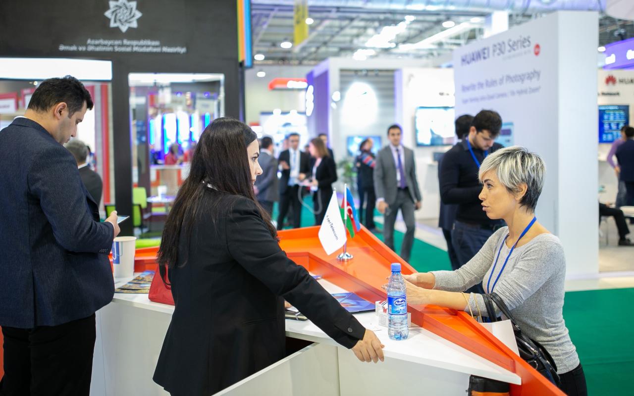 AzerTelecom представляет программу Azerbaijan Digital Hub на выставке Bakutel